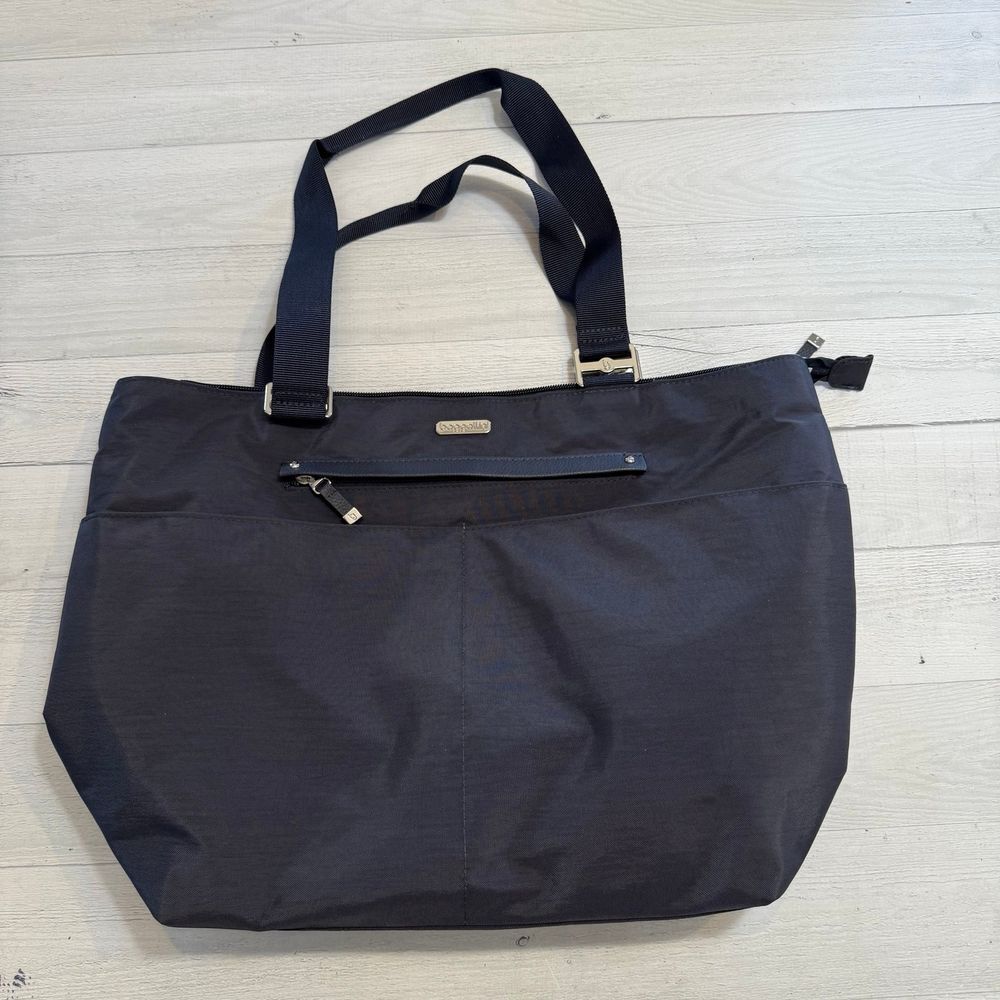 BAGGALLINI navy blue Nylon double handle‎ Tote Bag Travel Bag